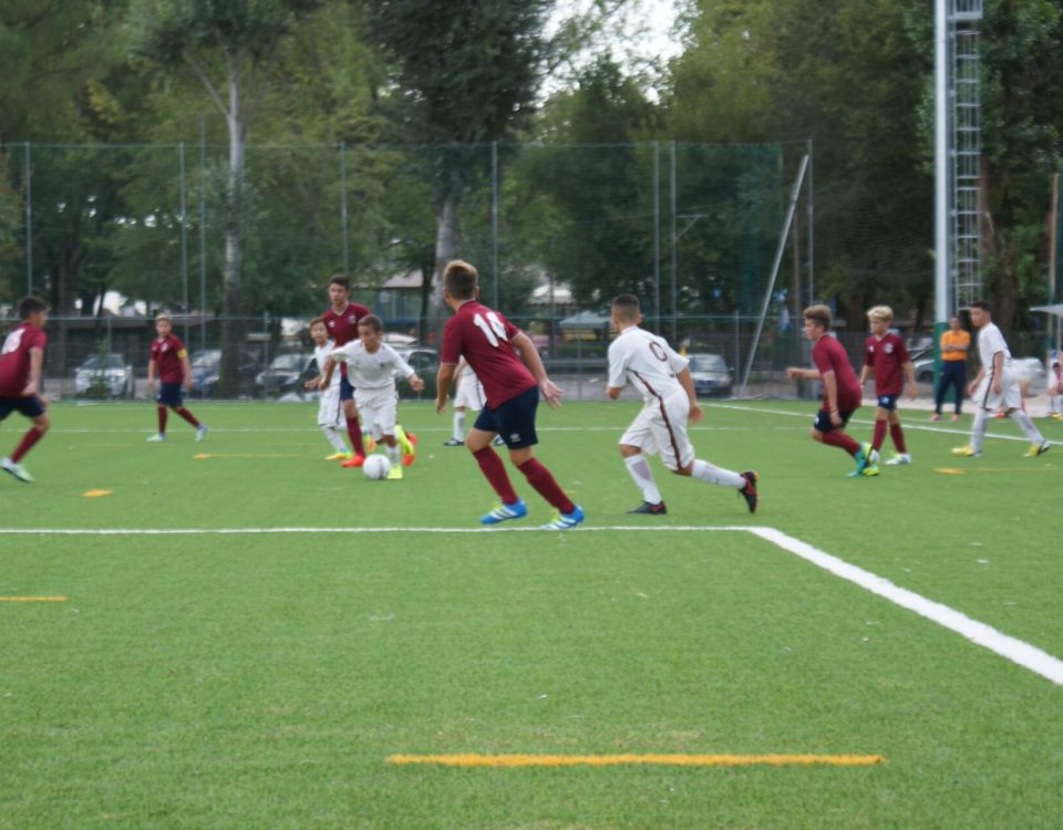 Incontro di calcio con squadra giovanile della AS Roma settore giovanile
